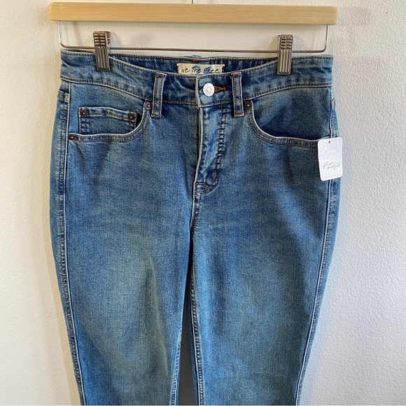 Free People Curvy High Rise Vintage Straight Leg Cropped NWT - Picture 10 of 11